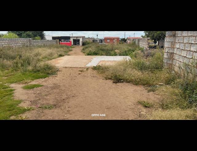 LAND FOR SALE IN PALM RIDGE